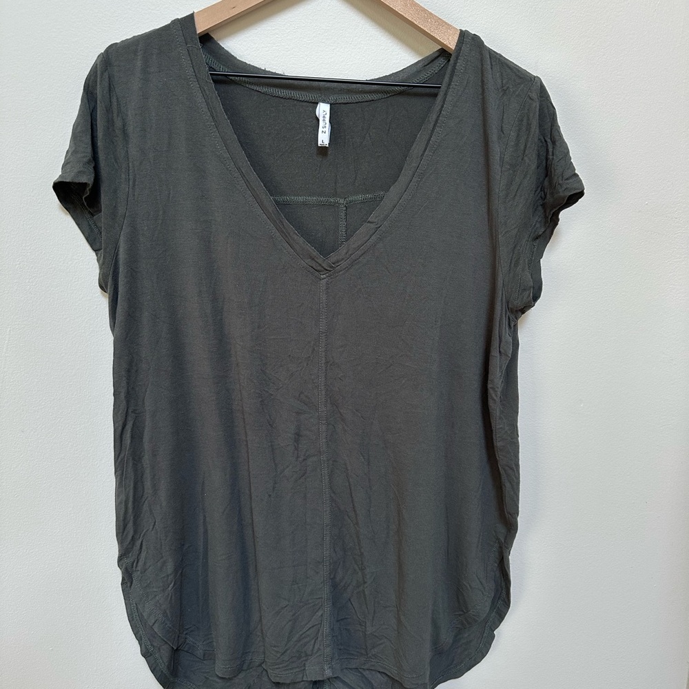 Z Supply Charcoal V-Neck Short Sleeve Tee